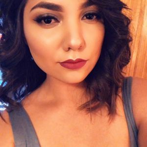 Meet your Posher, Gabriela marleneli